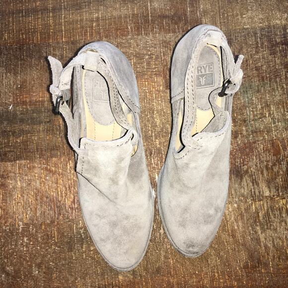 FRYE Margaret Shootie Bootie Grey Leather Womens 8 Chunky Heel Work Classic - Picture 7 of 9